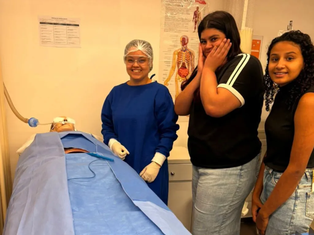 Jovens de Barra e Igaraçu participam de ação no Senac de Jaú